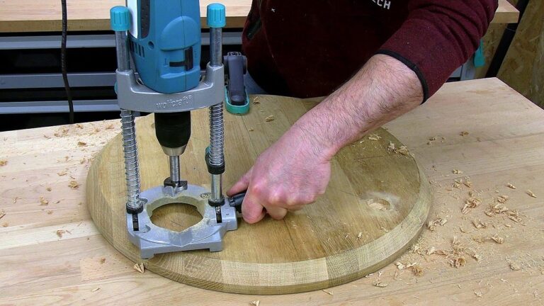 Poner patas a un tablero de madera