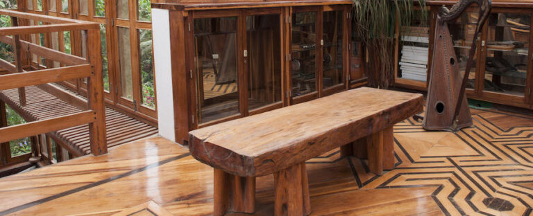 Mueble de madera